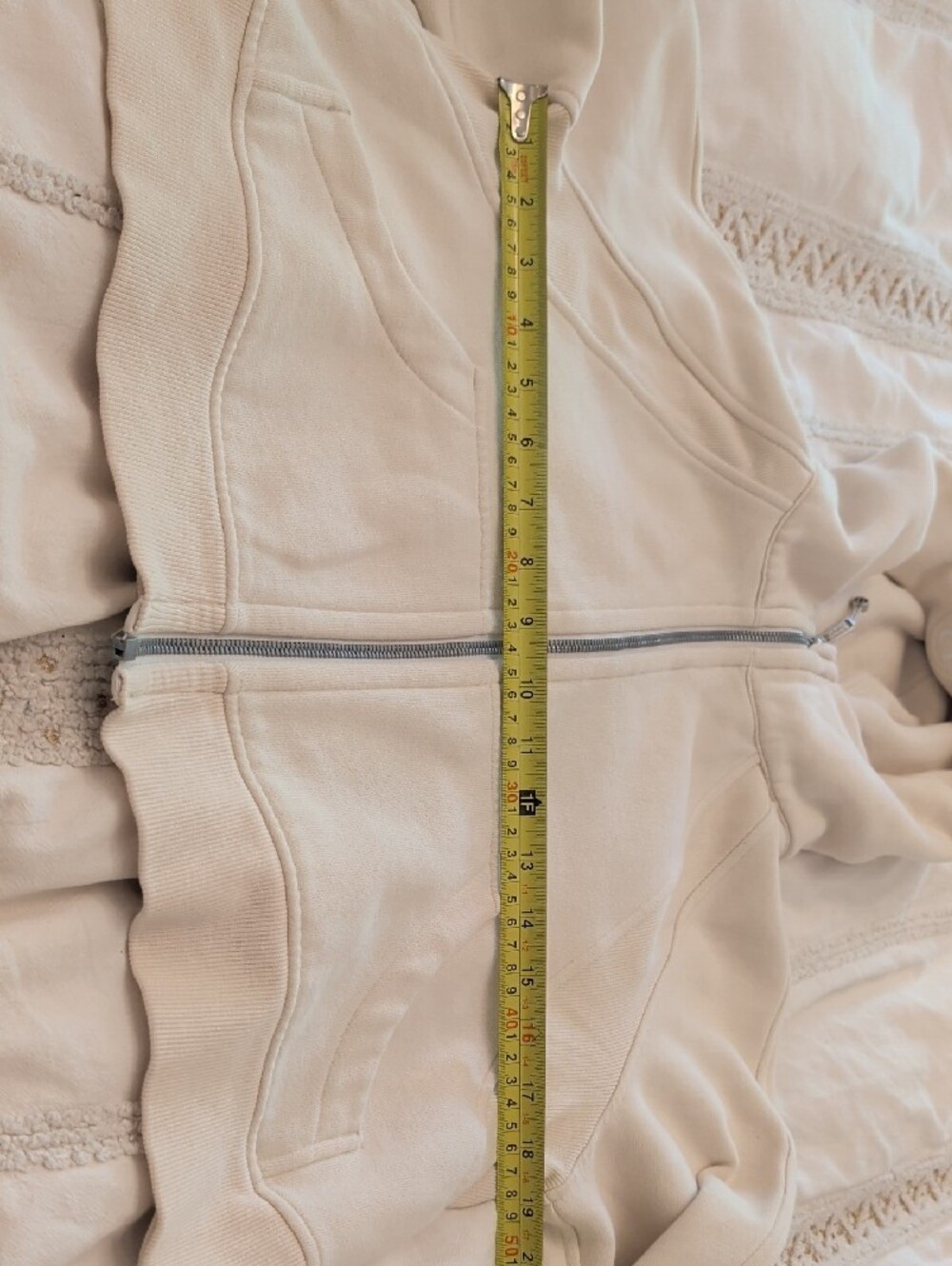 lululemon athletica Cream Full-Zip Hoodie - Picture 5 of 7